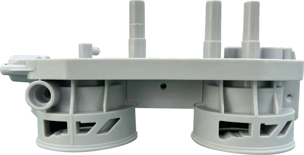Integrated waterway manifold